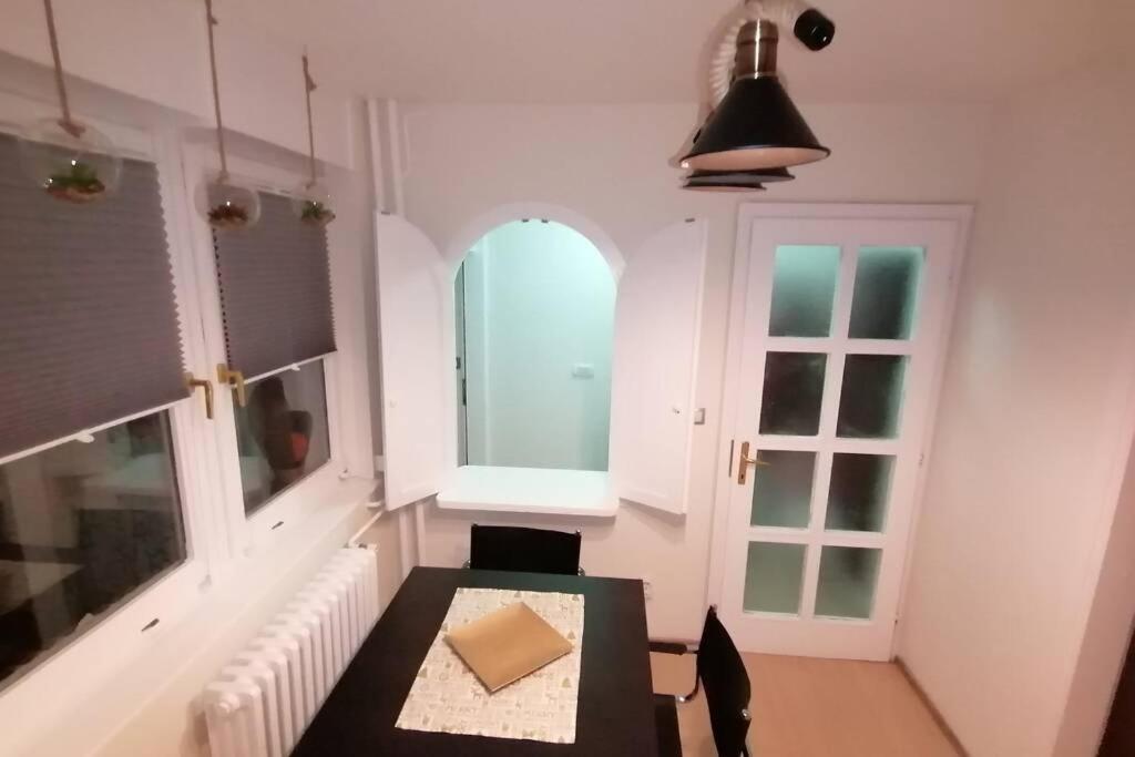 Oasis Felix Apartment Belgrad Exterior foto